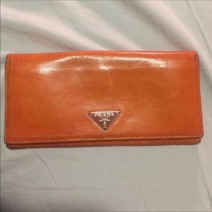💯 PRADA wallet